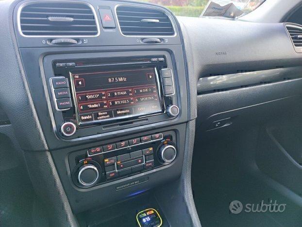 Volkswagen Golf 1.6 cinghia e tagliando e gomme nuovi