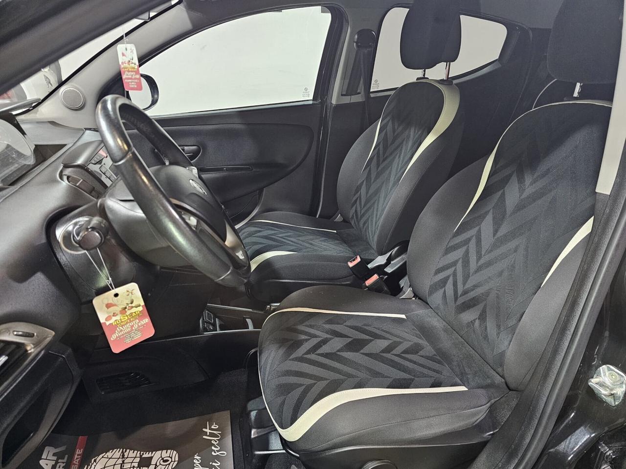 Lancia Ypsilon 1.2 benz. 69cv