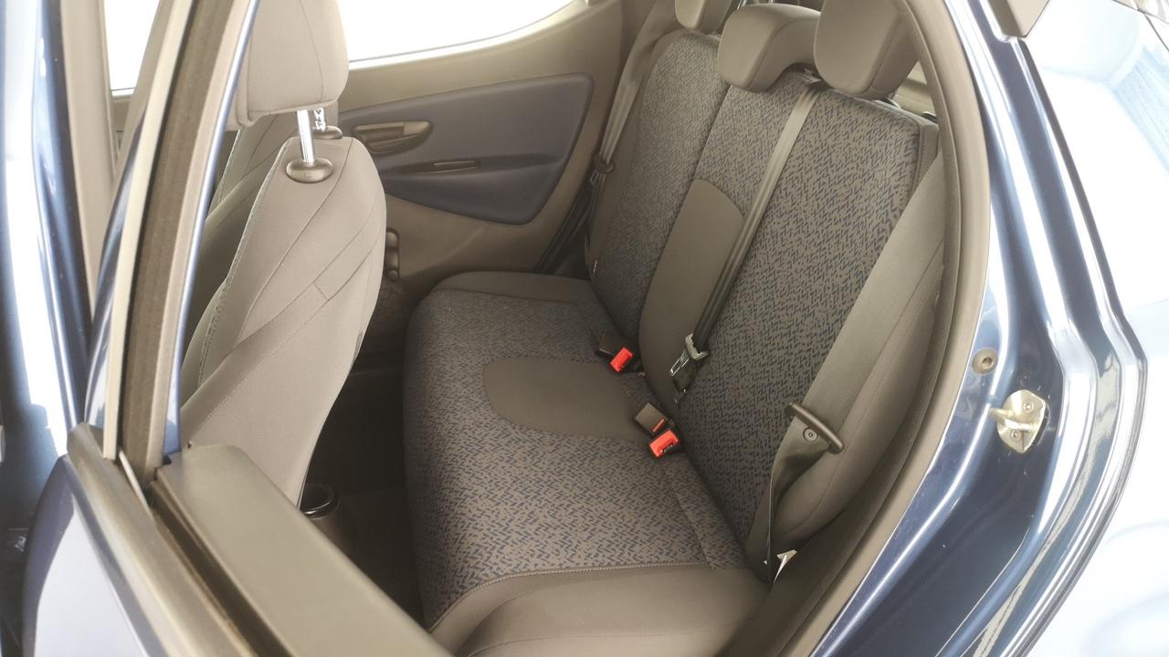 LANCIA Ypsilon III 2021 - Ypsilon 1.0 firefly hybrid Oro s&s 70cv