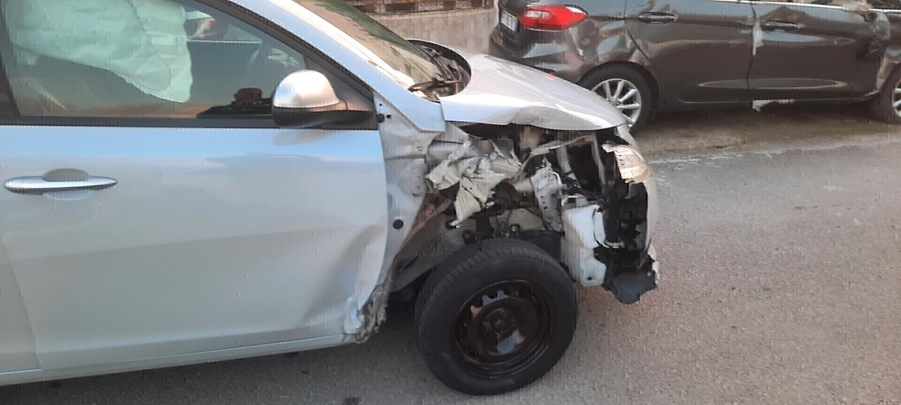 Lancia Ypsilon 0.9 TwinAir 85 CV 5 porte Metano Ecochic Mya