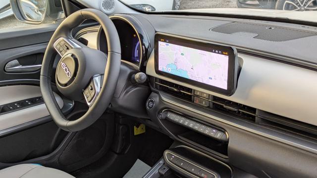 FIAT 600 HYBRID LA PRIMA DCT6 1.2cc 100cv SAFETYPACK