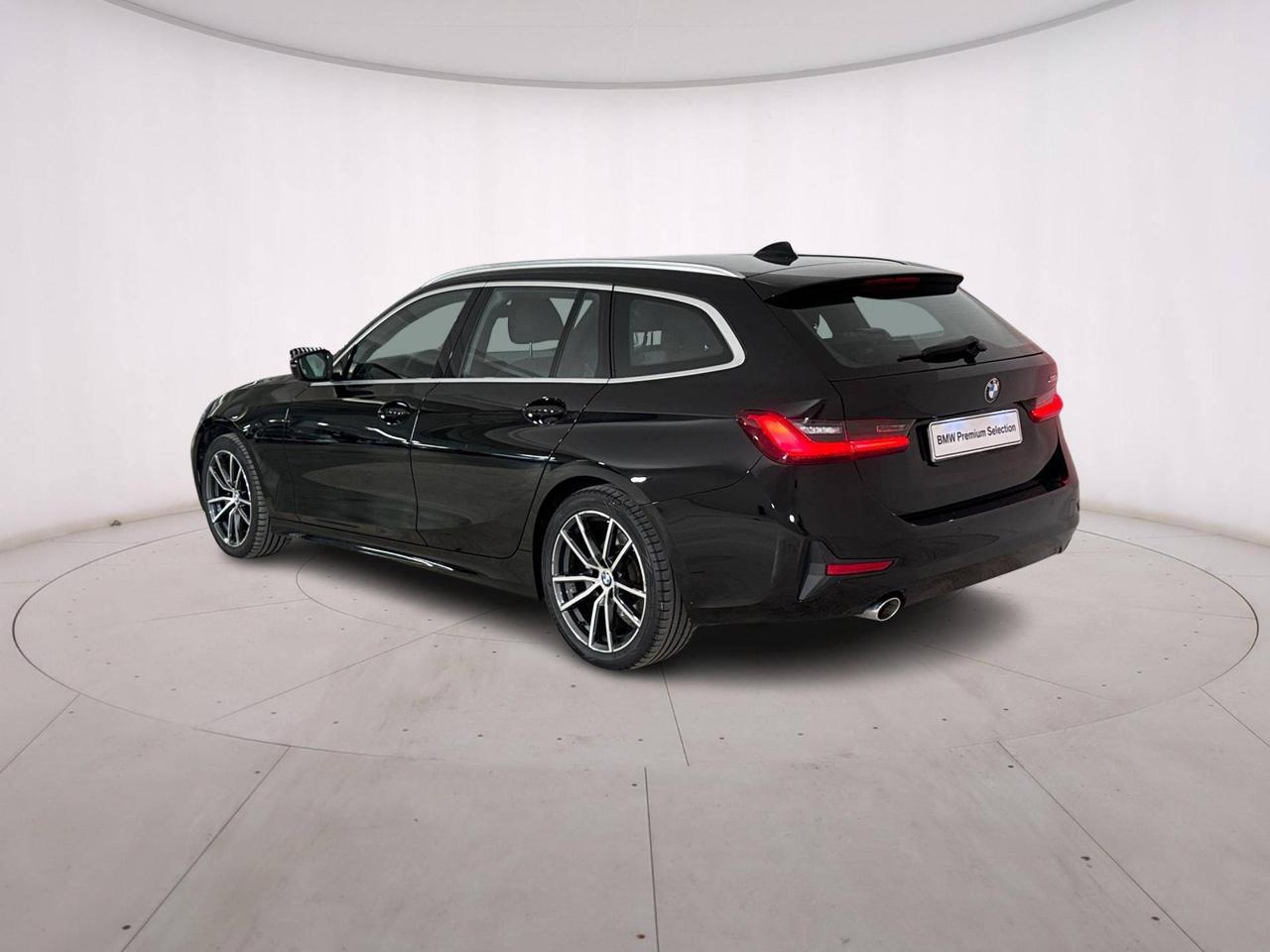BMW Serie 3 316d Touring 48V Business Advantage
