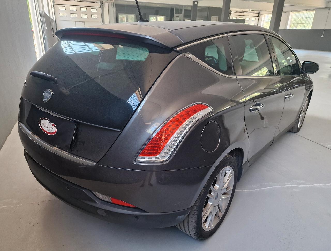 Lancia Delta 1.4 T-Jet 120 CV Oro Ecochic GPL