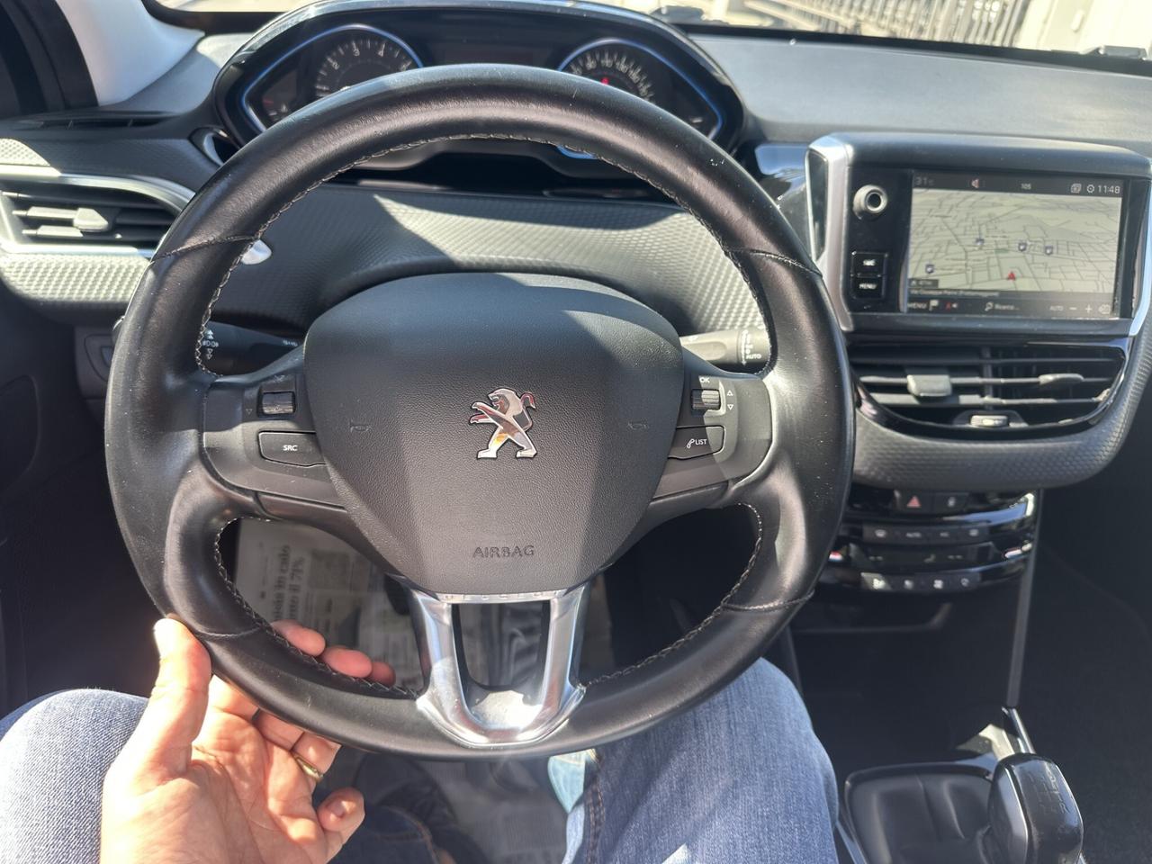 Peugeot 2008 1.2 Benzina 110 Cv Allure 2017 Km 120