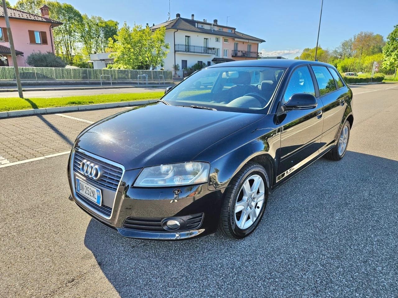 Audi A3 1.6 Ambiente Cerchi*Clima*Aux*Led