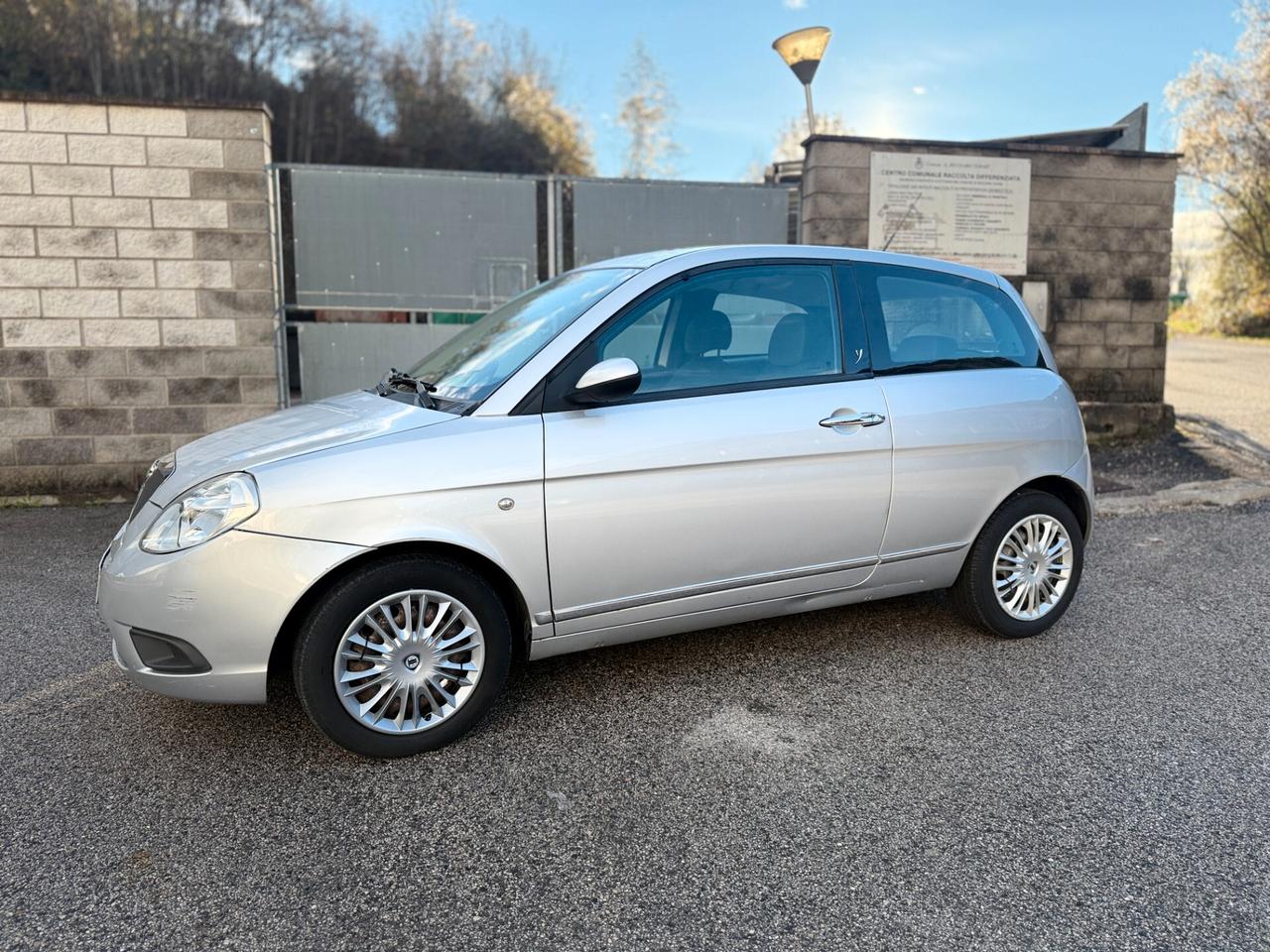 Lancia Ypsilon 1.2 8V Argento 60cv