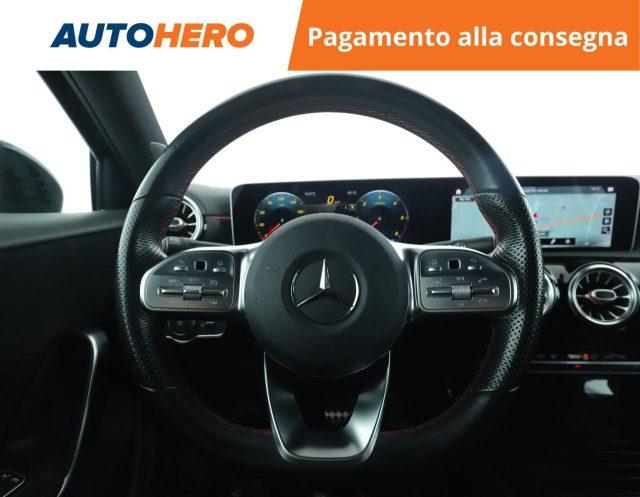 MERCEDES-BENZ A 180 d Automatic Premium