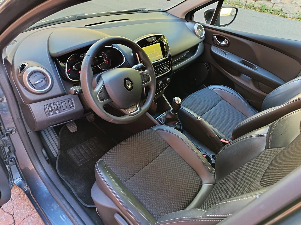 Renault Clio dCi 8V 75 CV 5 porte Duel2
