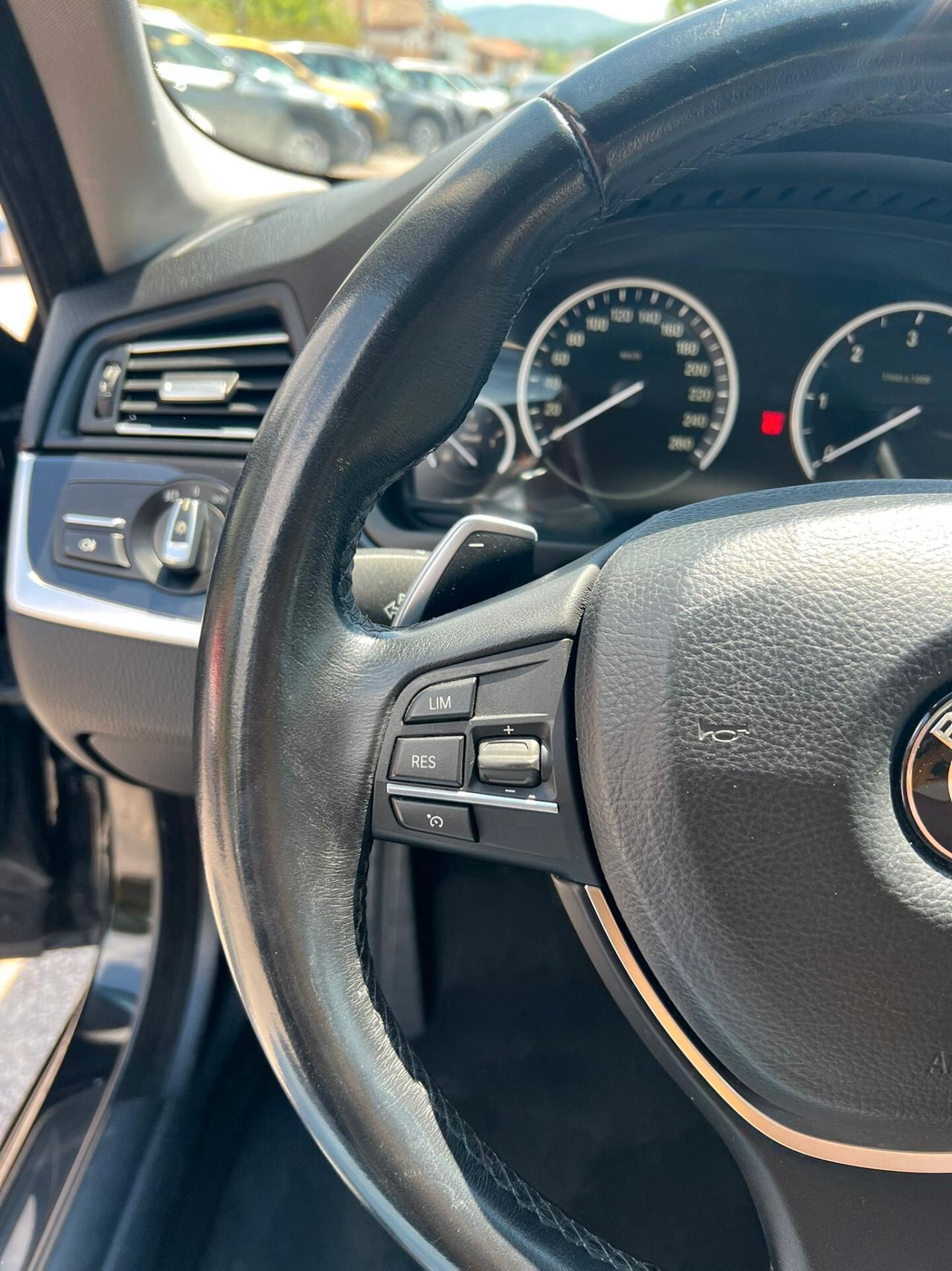 BMW 520d TOURING BUSINESS