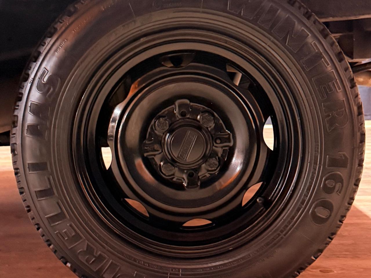 MERAVIGLIOSA PANDA 4 × 4 IN CONDIZIONI DA VETRINA ISCRITTA AS