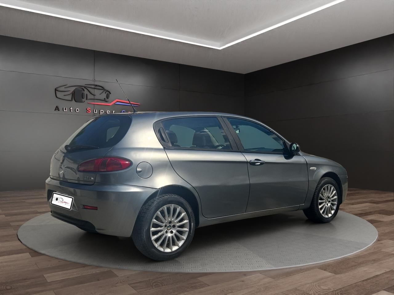 Alfa Romeo 147 - 5 Porte 5p 1.9 jtd Murphy&Nye 120cv
