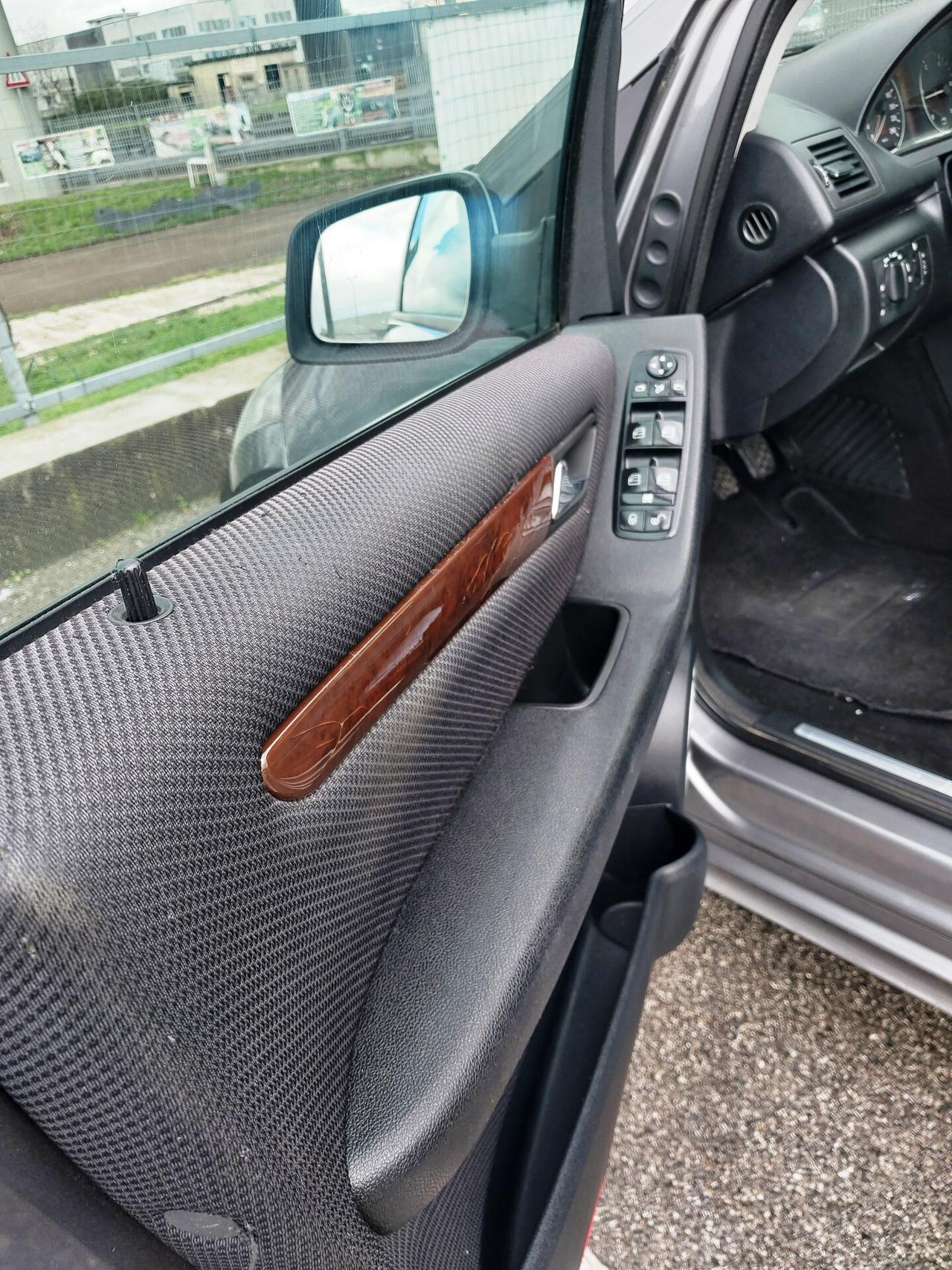 MERCEDES A 180 CDI ELEGANCE 10/2011