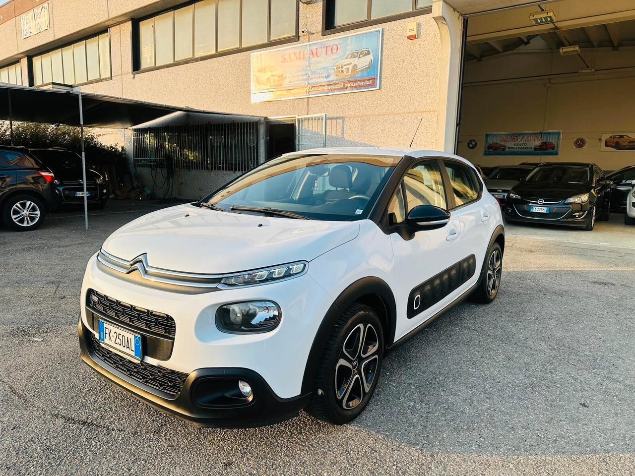 Citroen C3 PureTech 82 GPL Shine