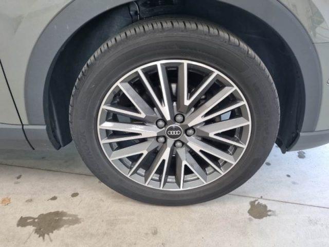 AUDI Q3 35 TDI S tronic Business Advanced