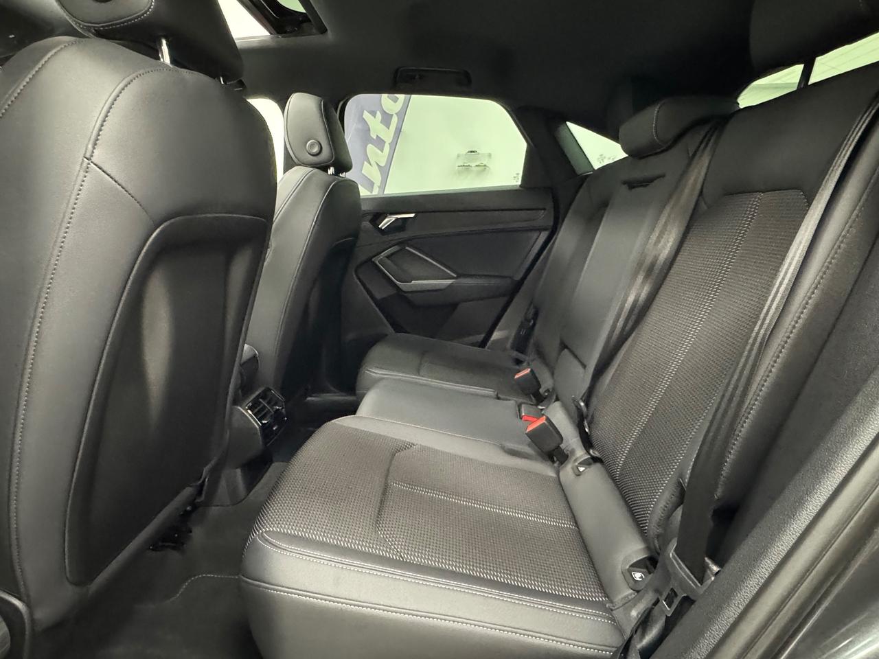 Audi Q3 35 TDI S tronic line edition