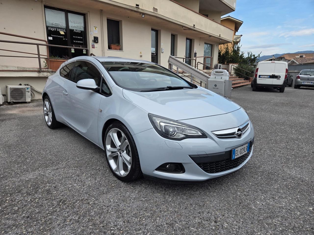 Opel Astra GTC 2.0 CDTI 165CV S&S 3 porte Cosmo S