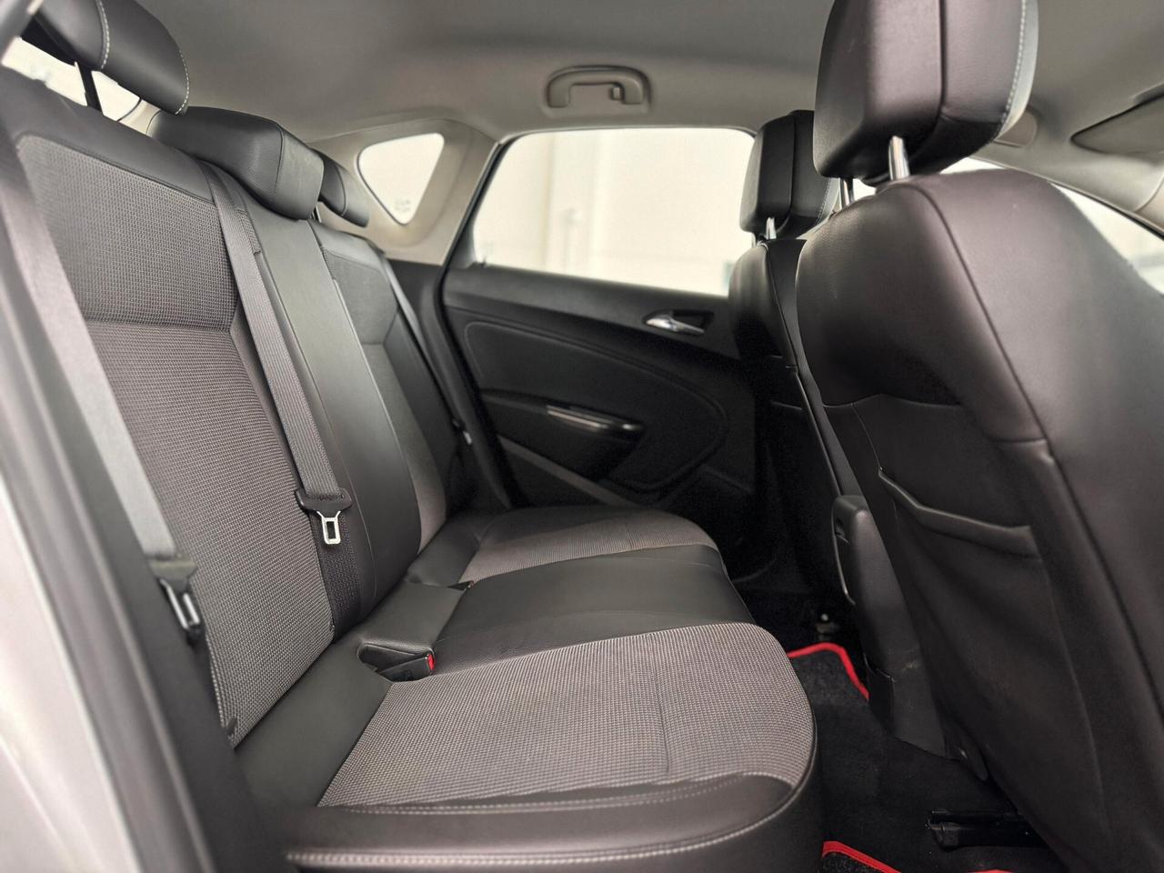 Opel Astra 1.7 CDTI 110CV 5 porte Cosmo