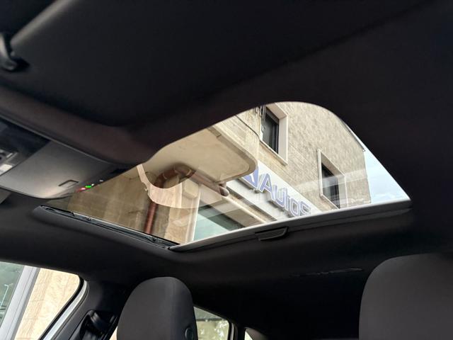 VOLKSWAGEN Taigo 1.0 TSI 110 CV DSG R-Line TETTO APR/PAN