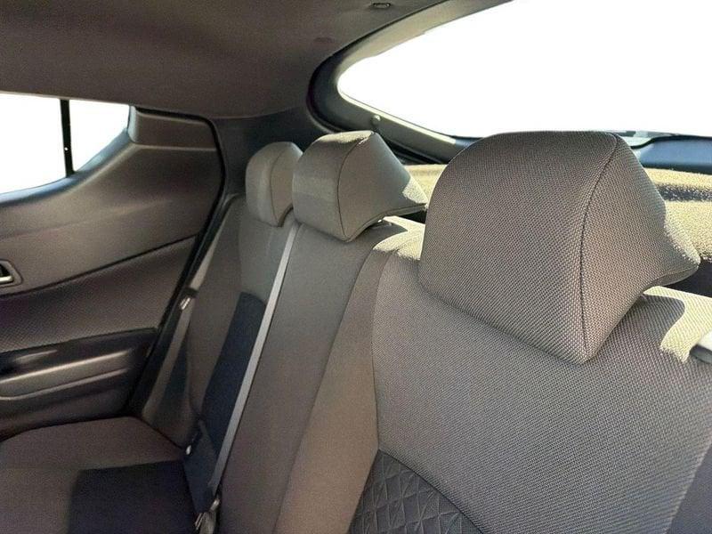 Toyota C-HR C-HR 2.0h Trend e-cvt