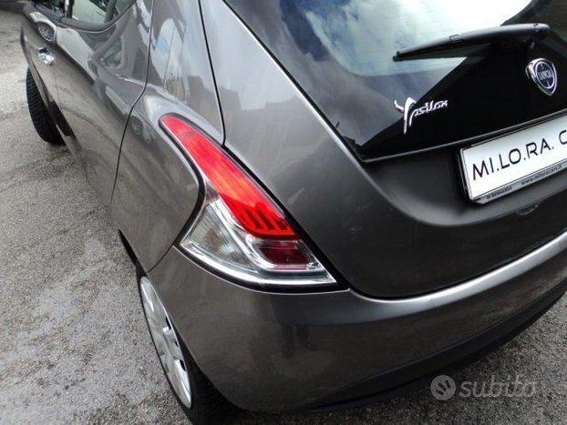 LANCIA Ypsilon 1.2 GPL