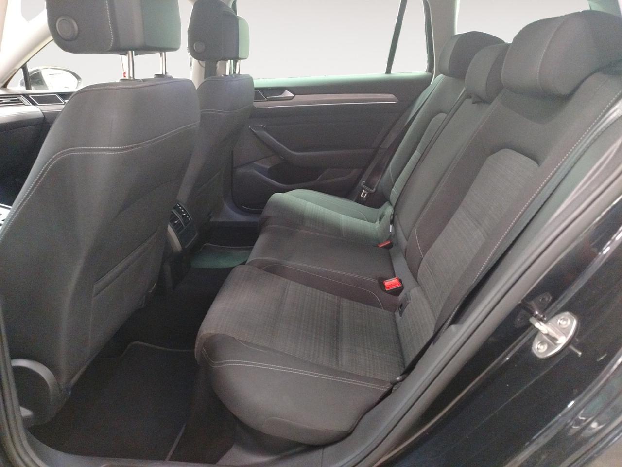 Volkswagen Passat Variant 2.0 tdi Business 150cv dsg