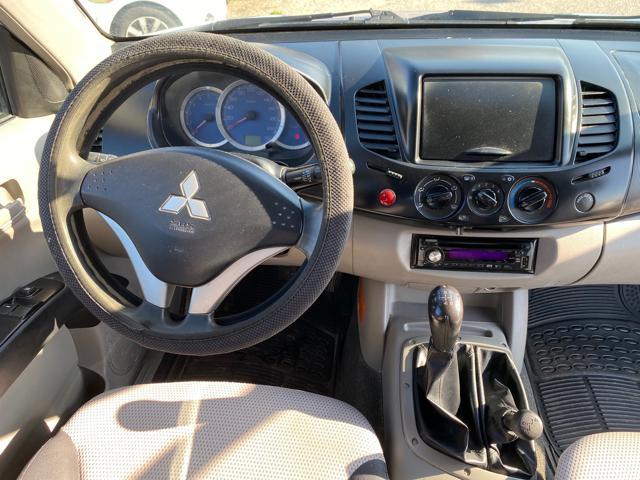 MITSUBISHI L200 2.5 DI-D/136CV Club Cab Invite