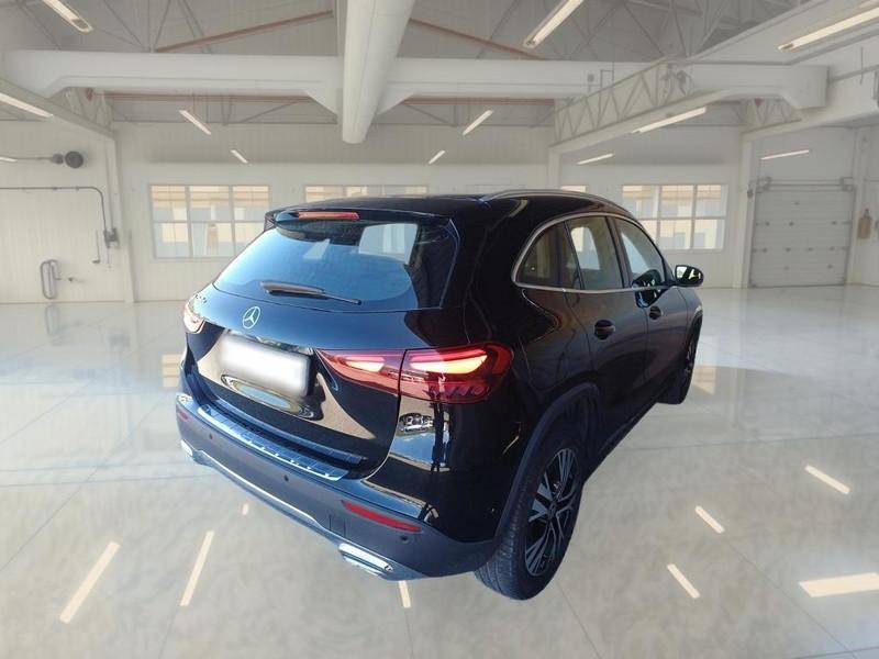 MERCEDES-BENZ GLA 250 E PLUG-IN AUTO PROGRESSIVE ADVANCED CROSSOVER