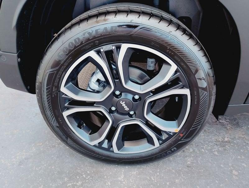 Jeep Avenger Avenger 1.2 Turbo 100 CV MHEV Summit Tua da 293,00 al mese