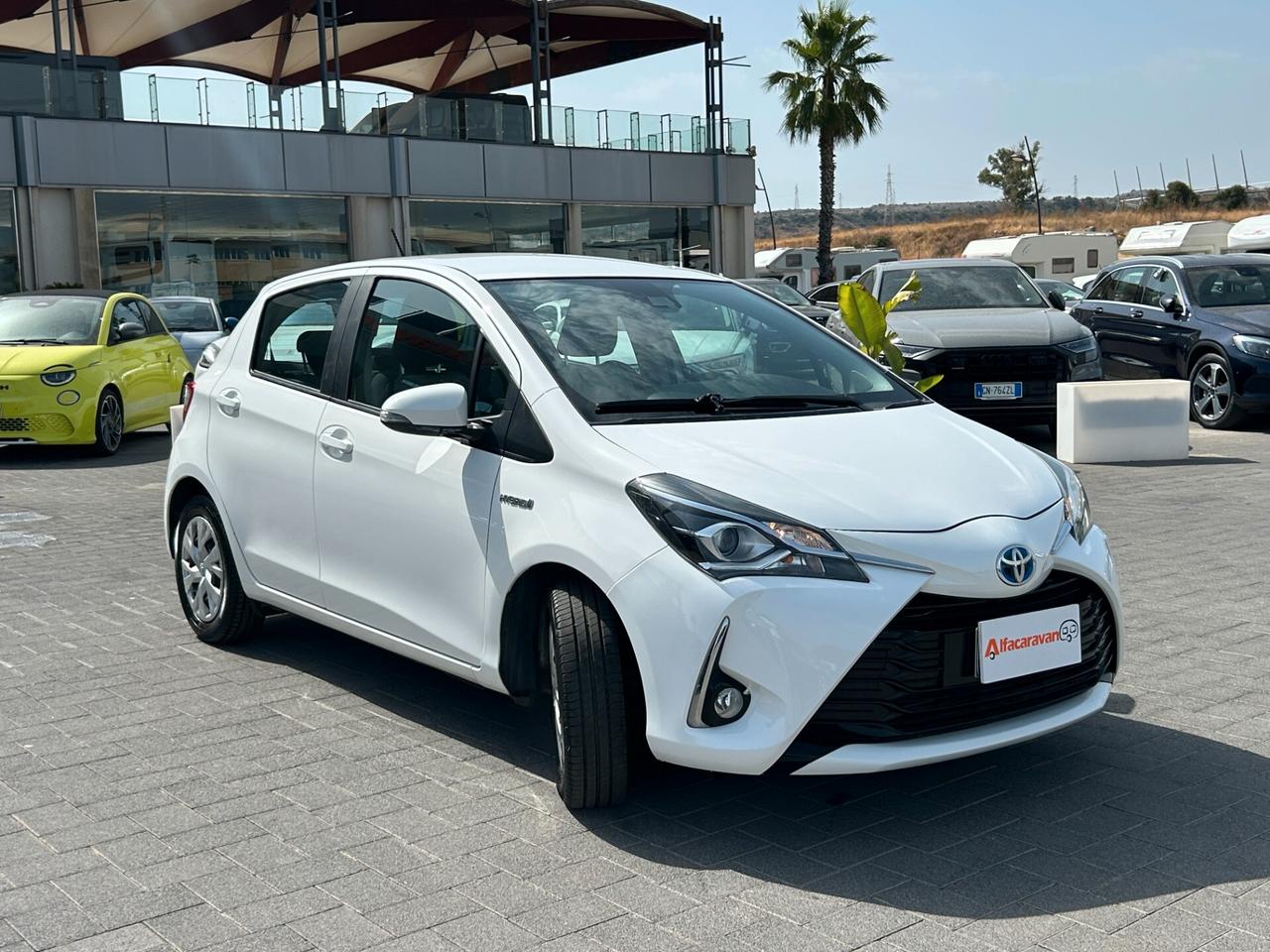 Toyota Yaris III 5p 1.5h Active