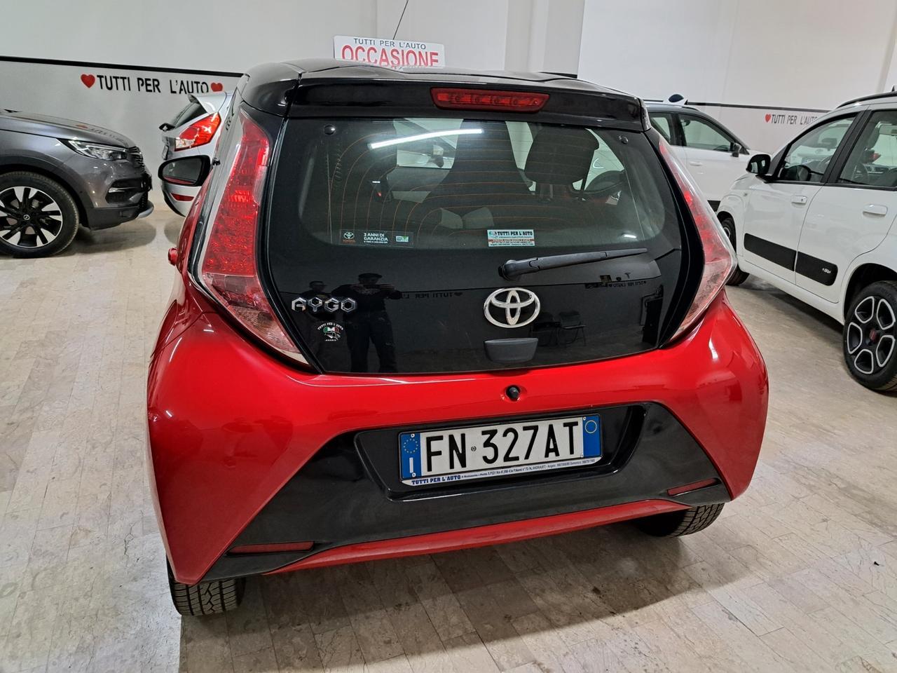 Toyota Aygo 1.0 BENZINA - 2018 BICOLORE