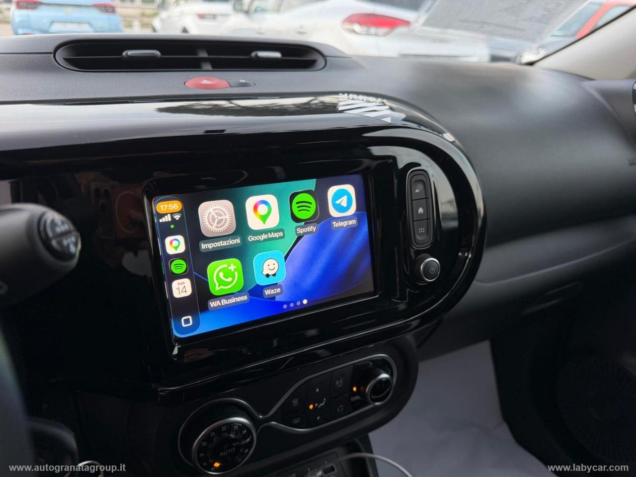 RENAULT Twingo SCe 65 CV Urban Night PARI NUOVO!