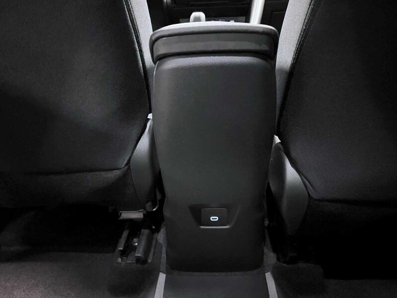 TOYOTA C-HR (2023-->) C-HR 2.0 PHEV Trend