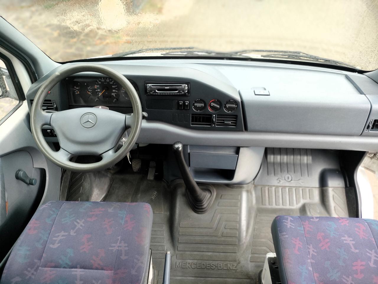Mercedes Sprinter 2.3 D 9 posti-trasporto disabili