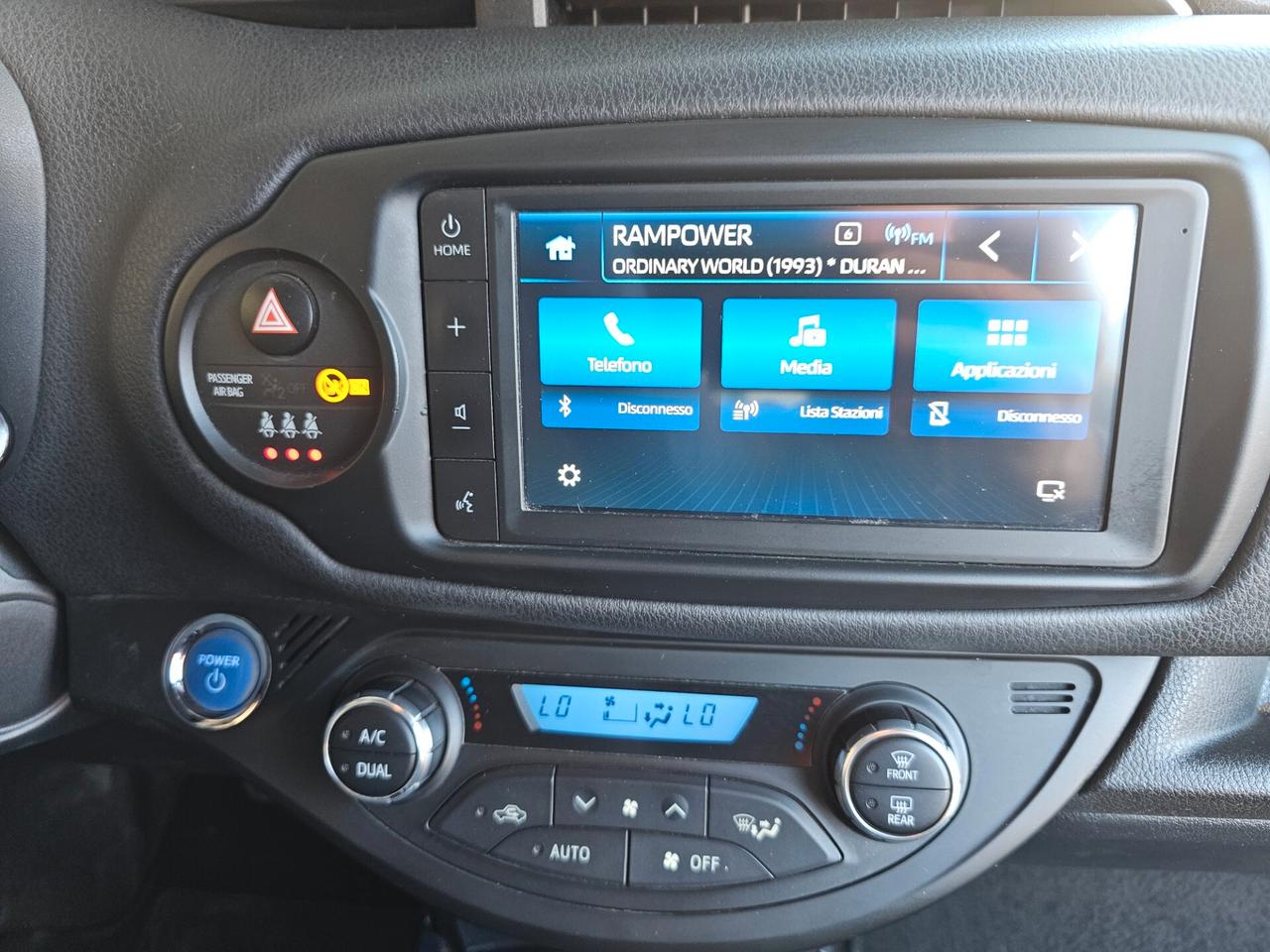Toyota Yaris 1.5 Hybrid 5 porte Y20 Bitone