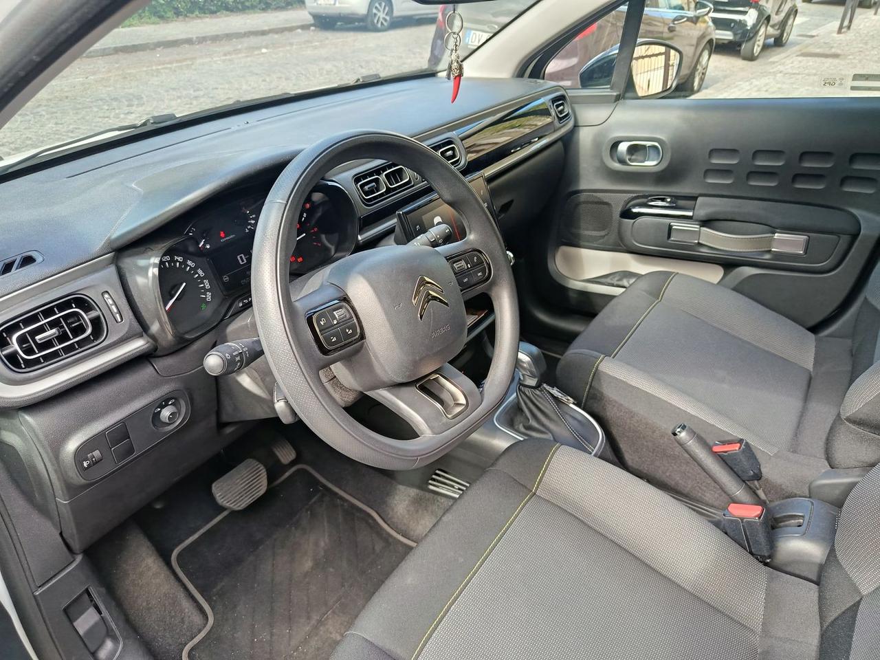 Citroen C3 Shine Pack 1.2 PureTech 110 #9985