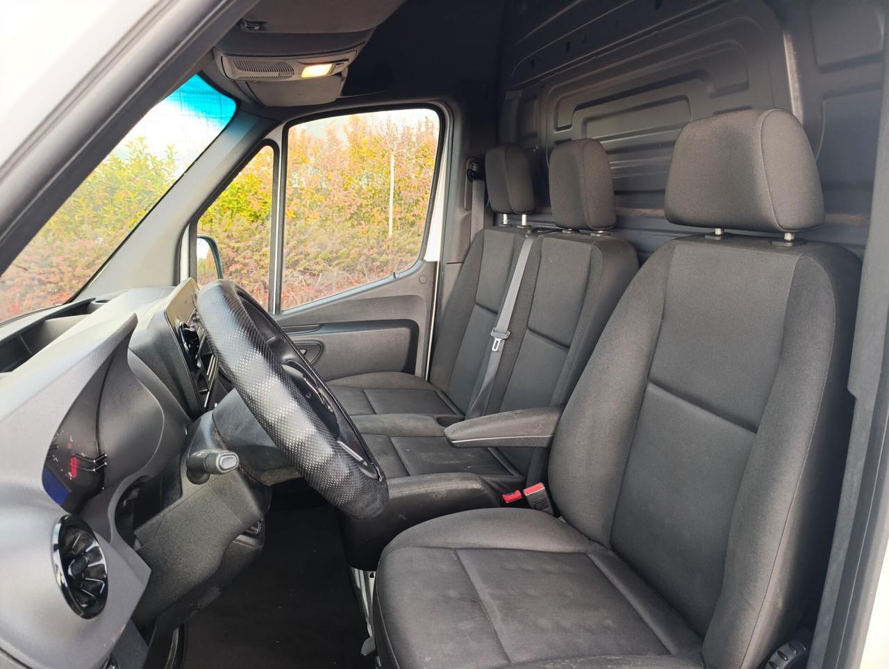 Mercedes Benz Sprinter 311 Cdi #GM