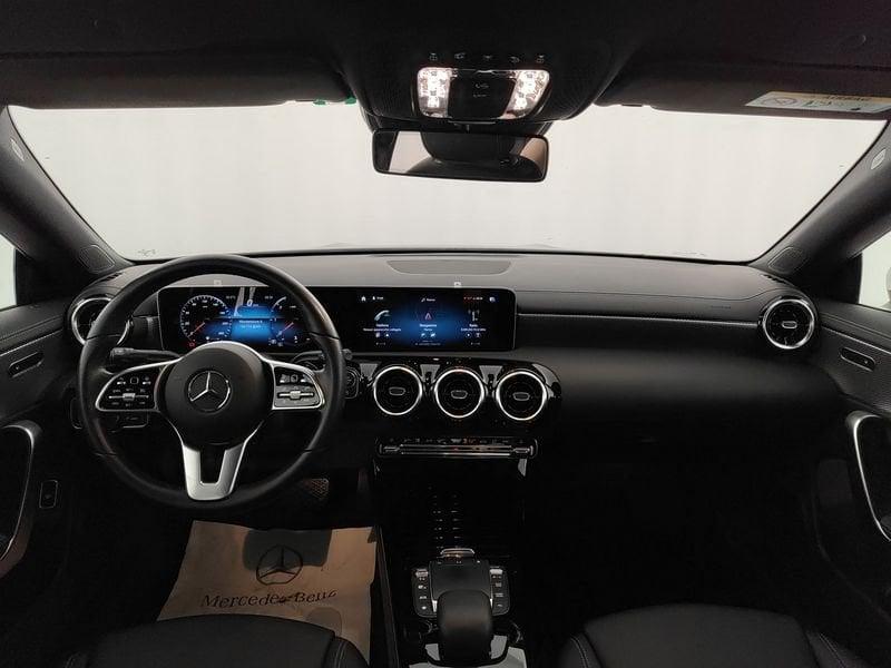 Mercedes-Benz CLA Coupé CLA 180 d Automatic Sport