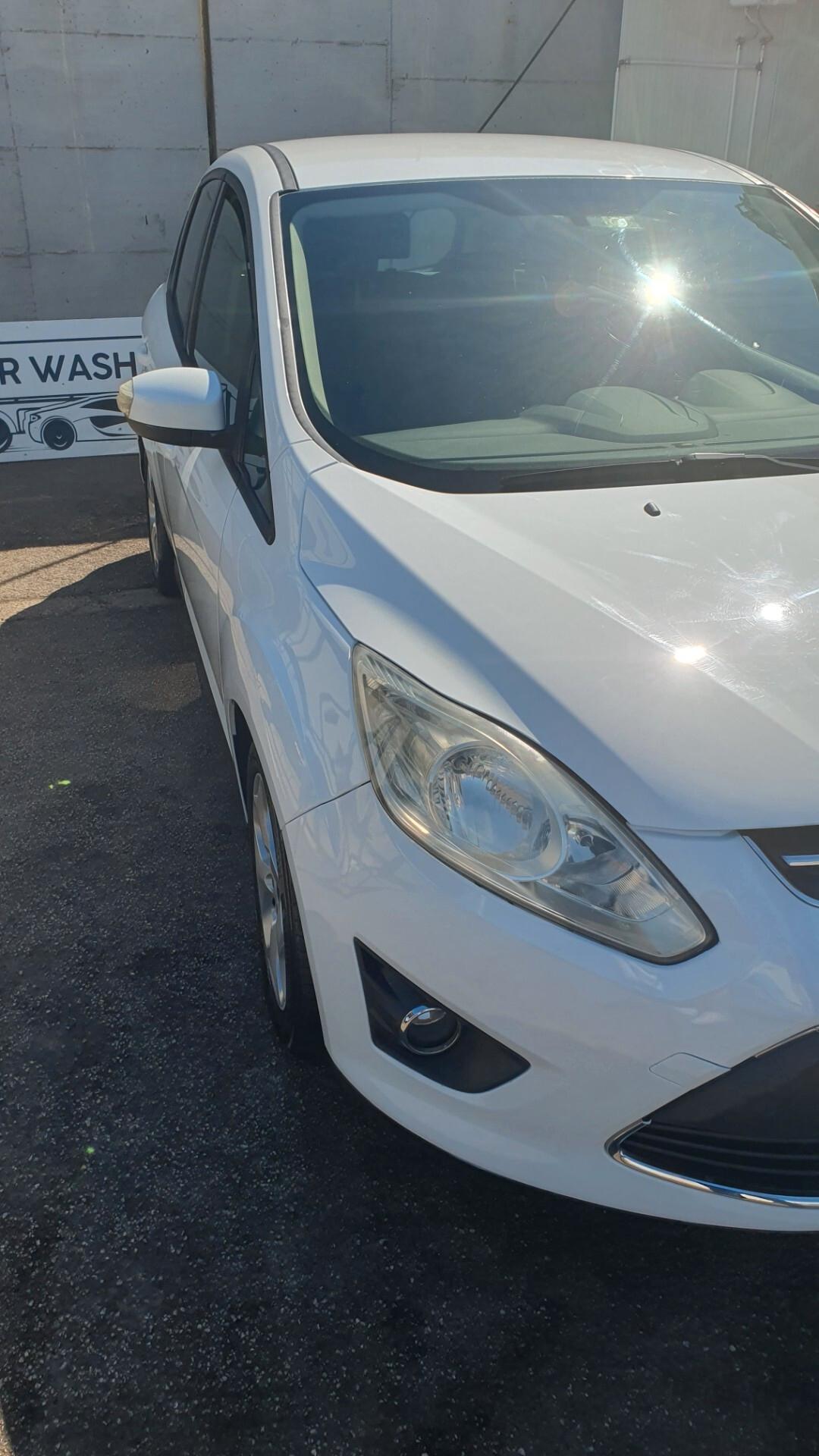Ford C-Max 1.5 tdci titanium