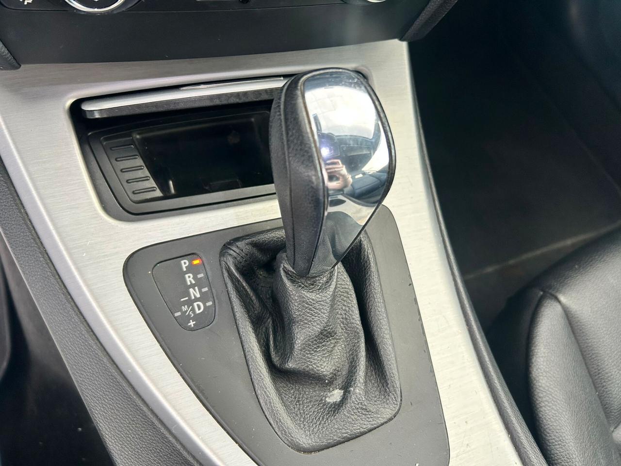 Bmw 320 Cabrio 2.0D 2011