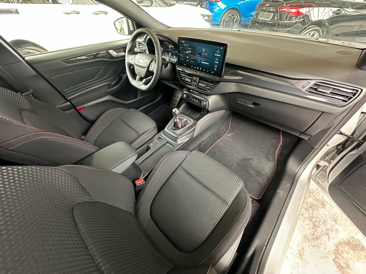 Ford Focus 1.0 EcoBoost Hybrid 125 CV 5p. ST-Line