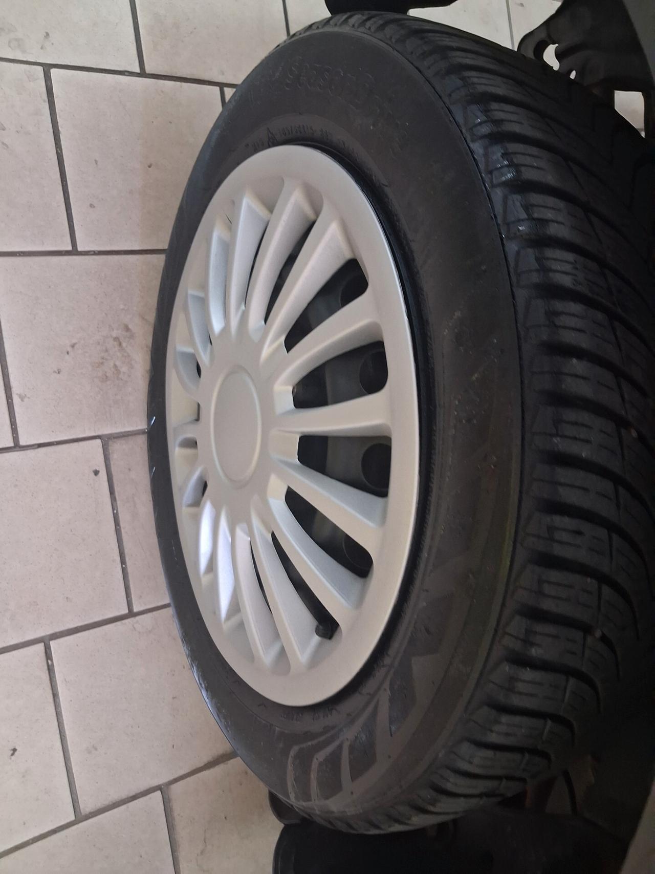 Toyota Yaris 1.0 ben 2009 unico prop
