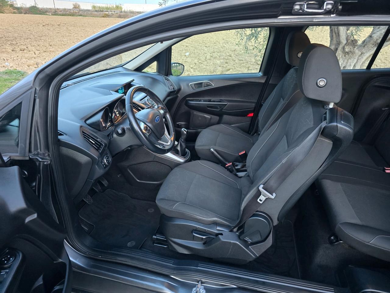 Ford B-Max 1.5 TDCi 75 CV . 2017 .GARANZIA