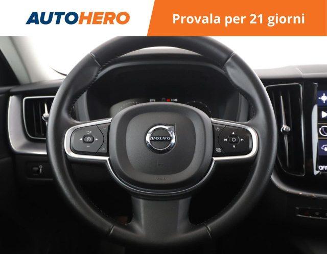 VOLVO XC60 B4 (d) AWD Geartronic Momentum