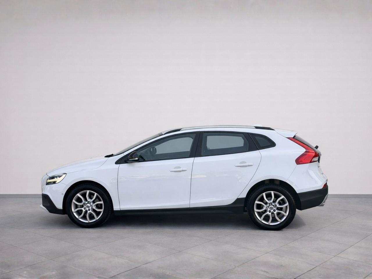 VOLVO V40 CROSS COUNTRY 2.0 d2 BUSINESS PLUS geartronic my19