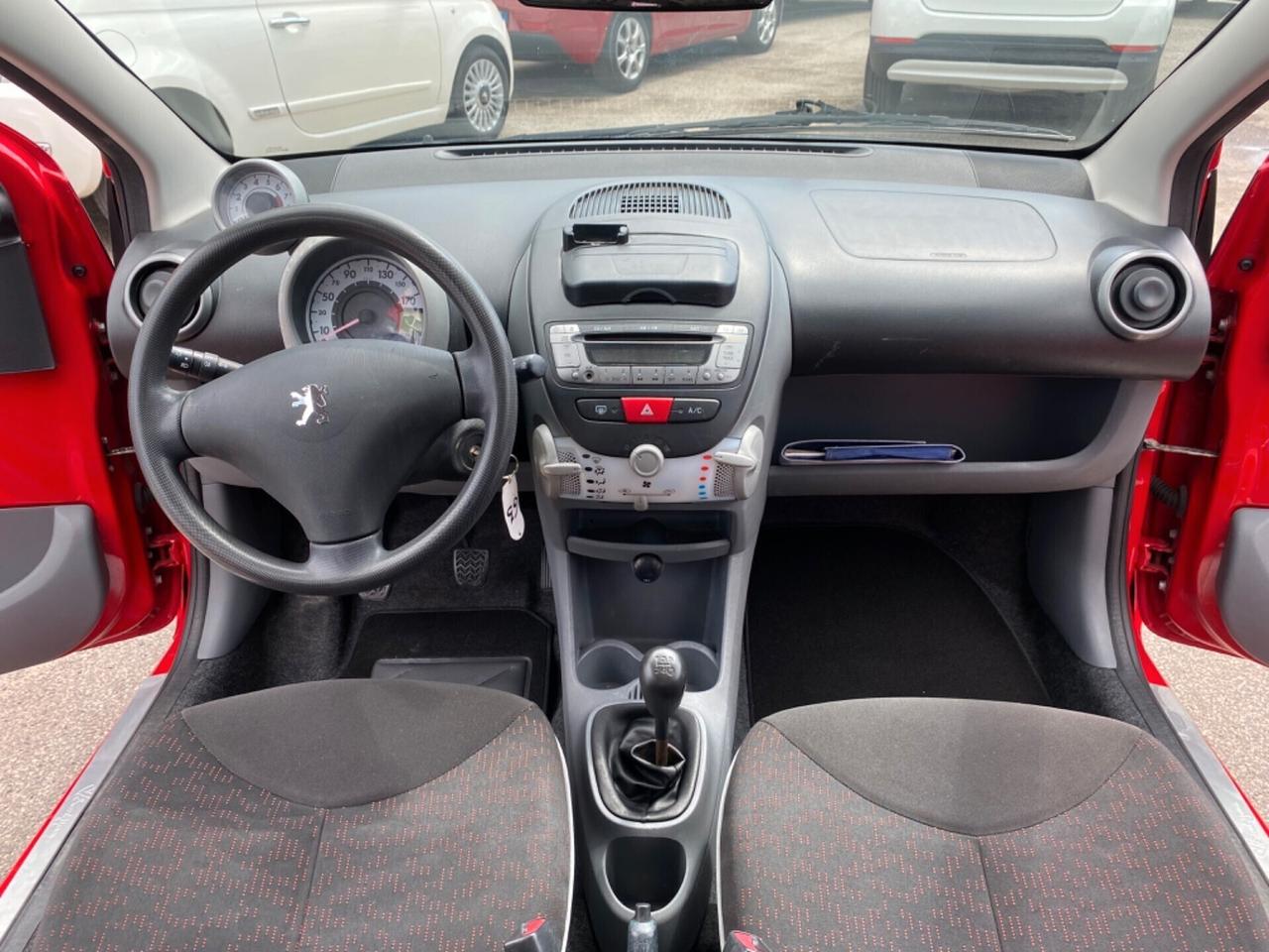 Peugeot 107 1.0 68CV 5p. Sweet Years