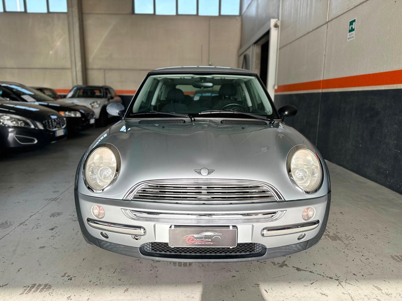 Mini 1.6 16V One de luxe NEOPATENTATI