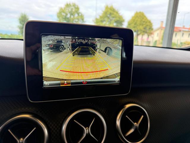 MERCEDES-BENZ A 200 d Automatic Premium