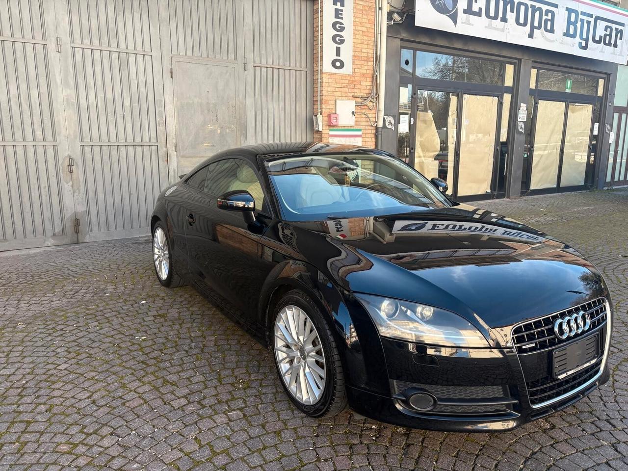 Audi TT Coupé 3.2 V6 quattro S tronic
