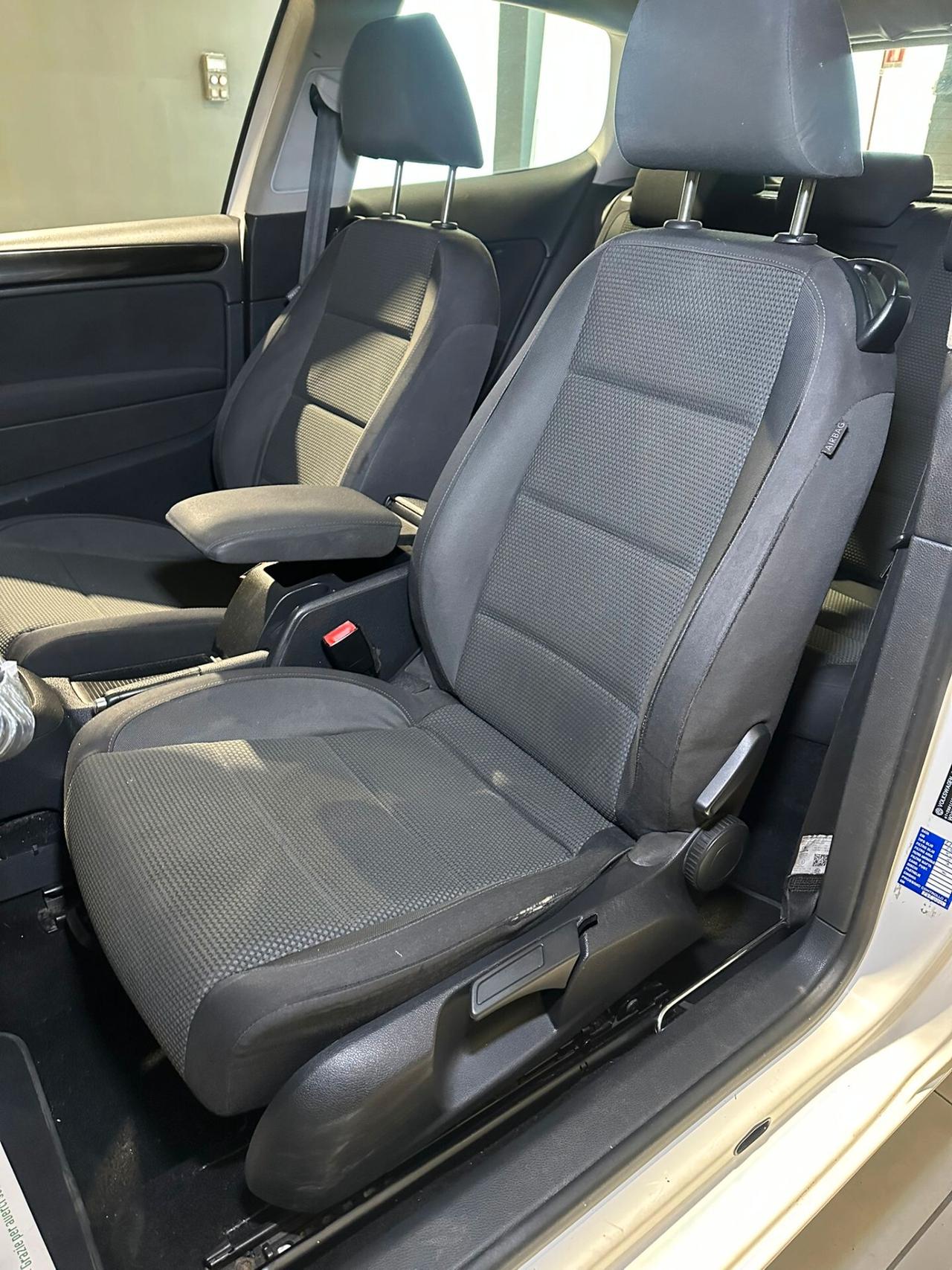 Volkswagen Golf 1.6 TDI Comfortline BLUEMOTION TECH