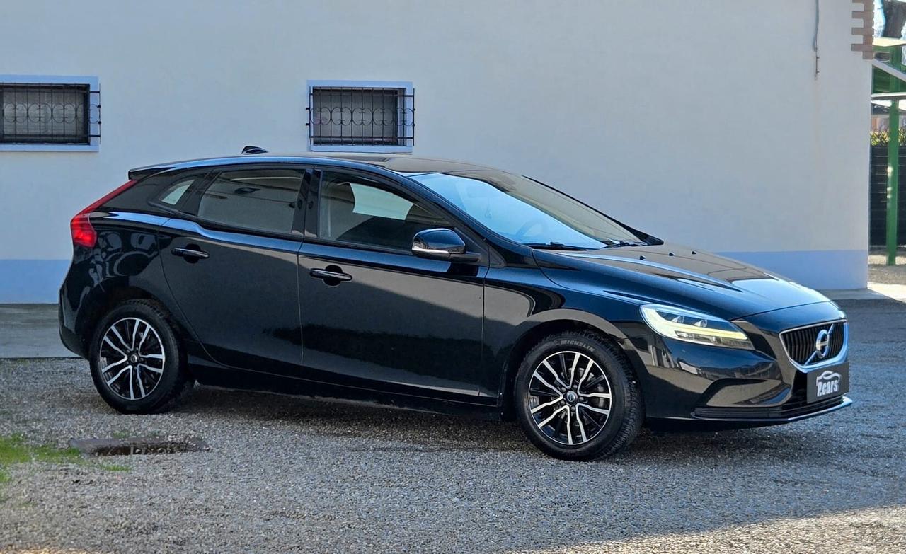 VOLVO V40 D2 MOMENTUM 2.0 DIESEL